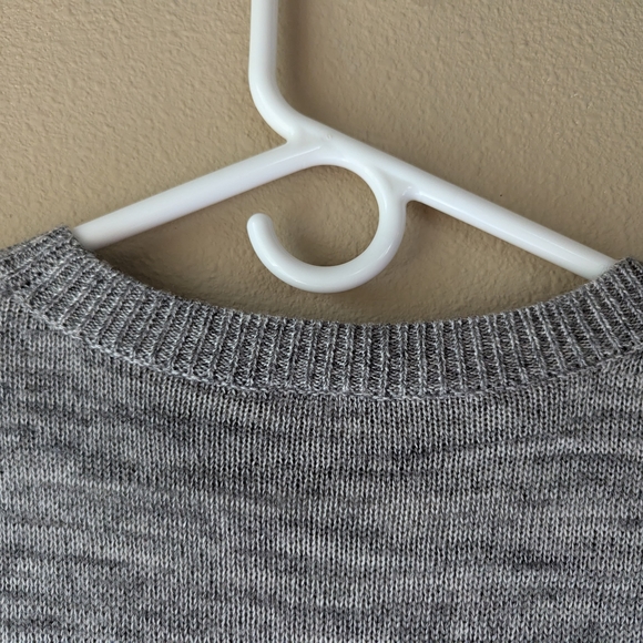 SI-IAE Gray Sweater with Black Text - Picture 10 of 10